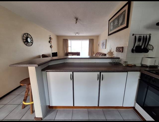 2 BEDROOM APARTMENT FOR SALE IN UVONGO